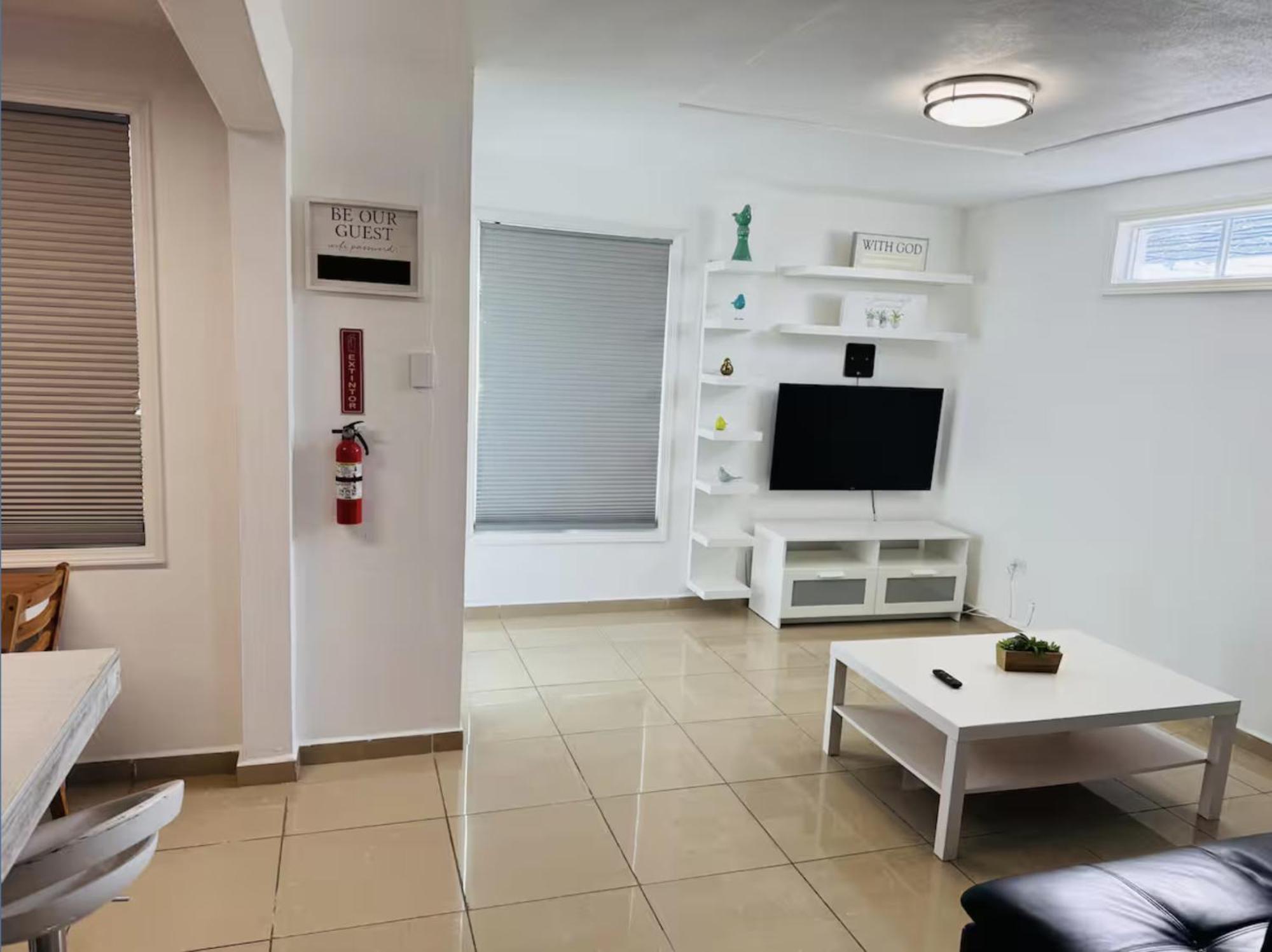 Hollywood Apartments Yabucoa Exteriör bild